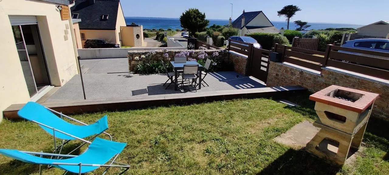 Holiday home Gite Mer Et Plage, 150M From The Beach, Stereden Ar Mor Telgruc-sur-Mer